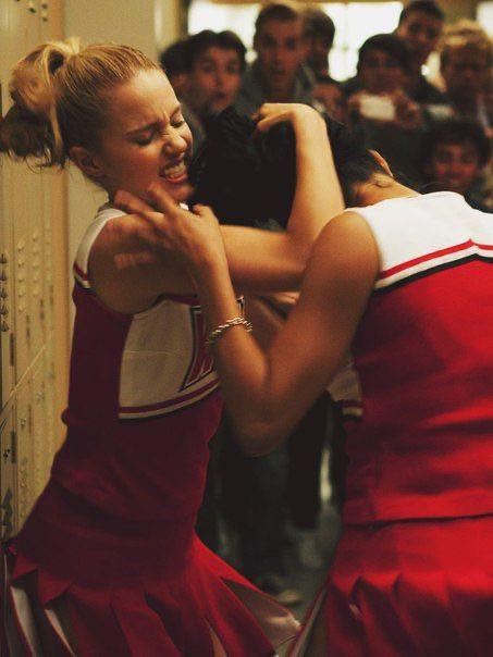 Cover artwork for Glee - Quinn Vs Santana
